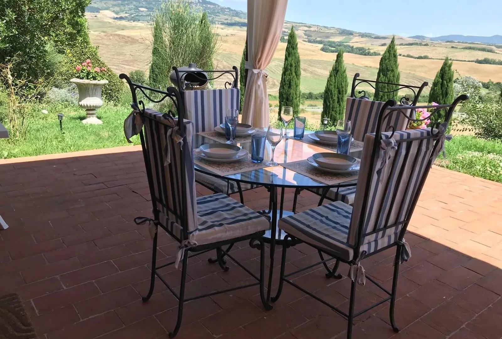 Villa Panorama Montecatini Val di Cecina 0*,  Italië